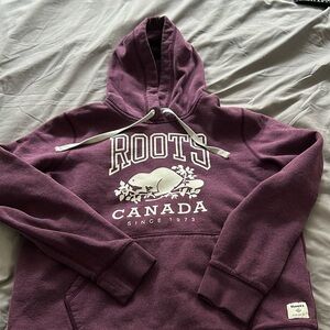Roots hoodie size medium